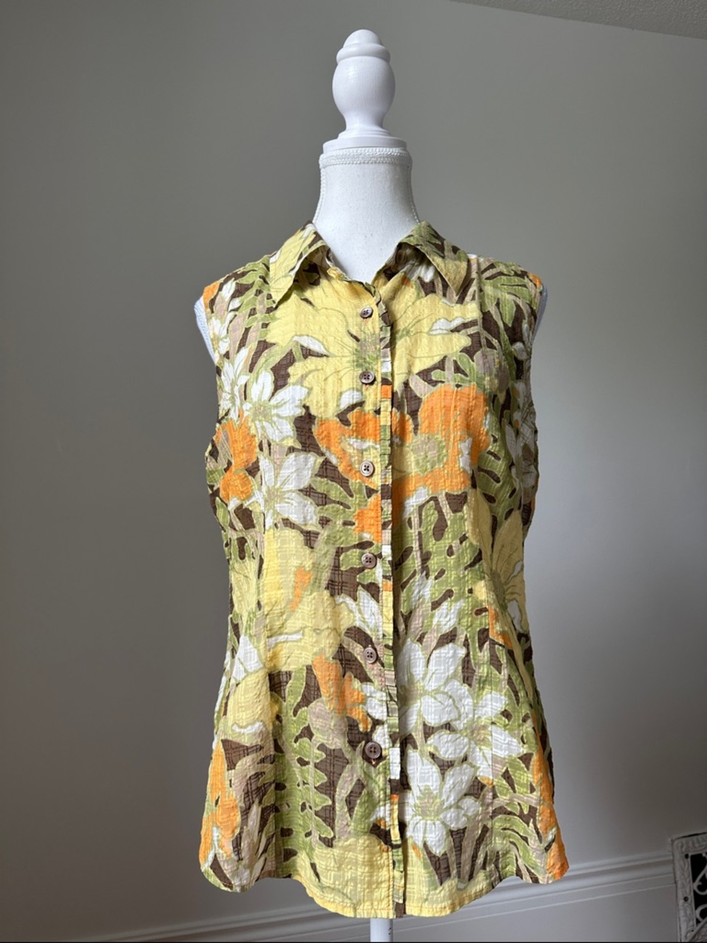 Tommy Bahama Yellow Green Orange Floral Sleeveless Button-Down